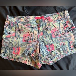 Lilly Pulitzer shorts size 4